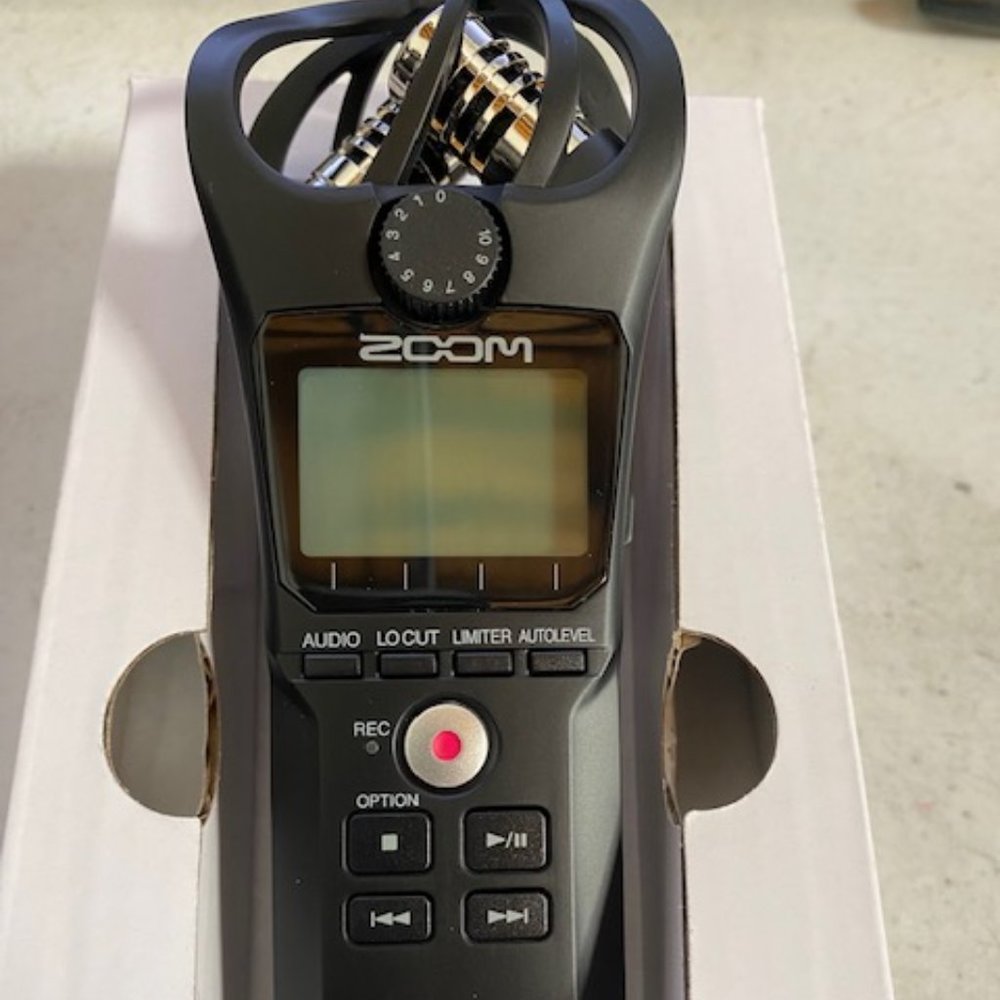 Zoom ZH1 H1 Handy Portable Digital Recorder (NEW)